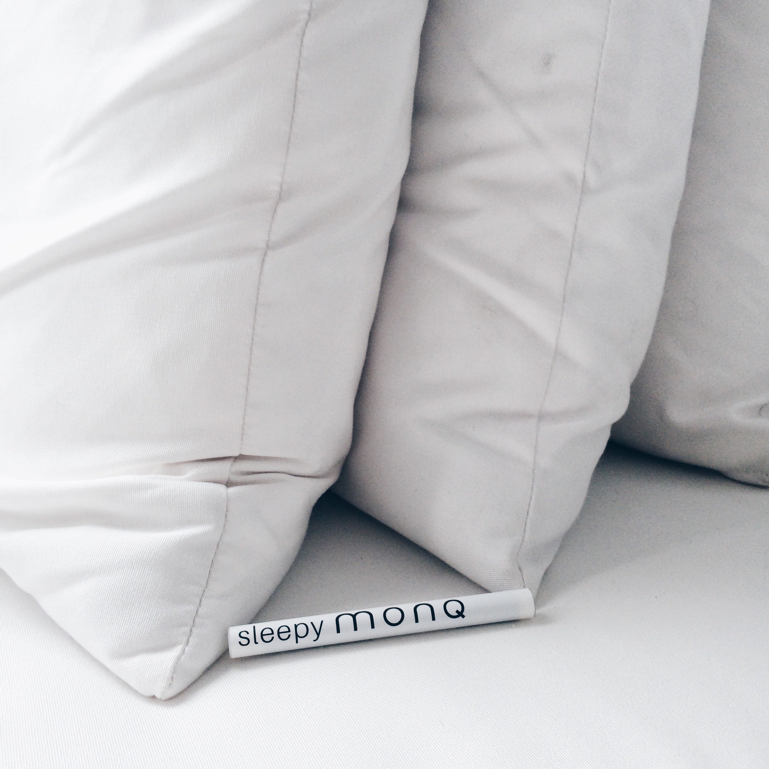 Sleepy MONQ aromatherapy diffuser - How to Build a Relaxing Bedtime Aromatherapy Ritual